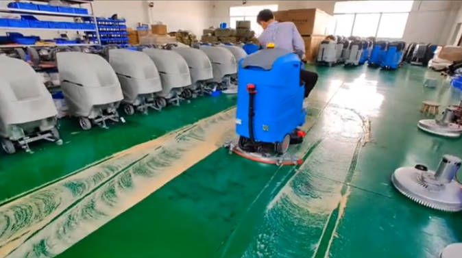 西藏2023年还在用人工的物业保洁不妨试试洗地机吧